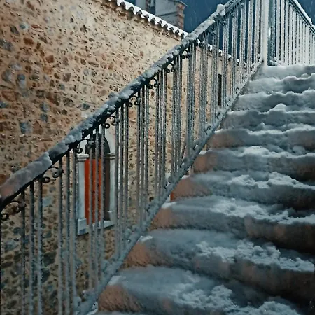 公寓 Anna's In Tsintzina Polídhroson