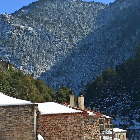 公寓 Anna's In Tsintzina