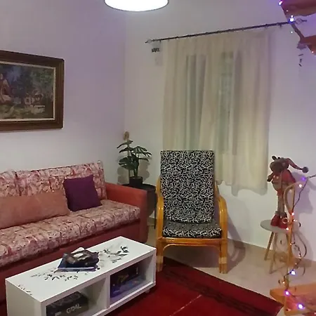 公寓 Anna's In Tsintzina Polídhroson