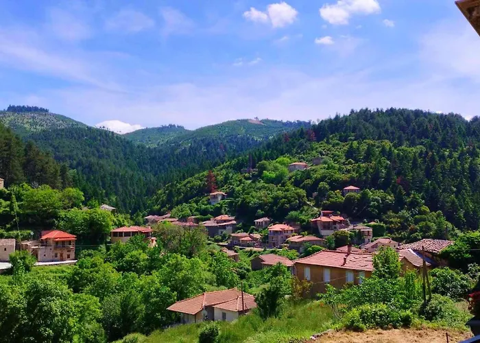 Anna's In Tsintzina Apartamento *