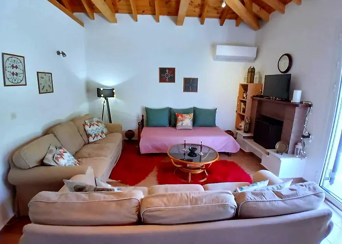 Anna's In Tsintzina * Polídhroson